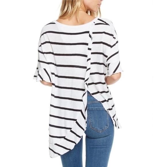 Chaser Gauzy Cotton Ruffle Blouse With Tulip Back - Picture 2 of 7